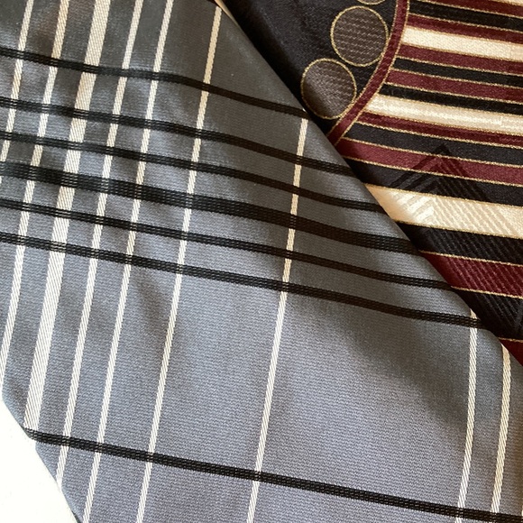 Assorted Silk Ties 4 in a group - Picture 3 of 8